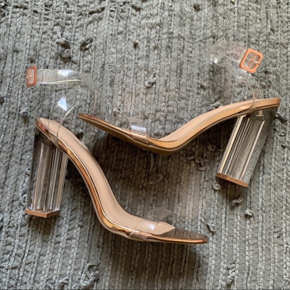 TORTA CALIENTE kiara size 9 1/2 M - Picture 1 of 7